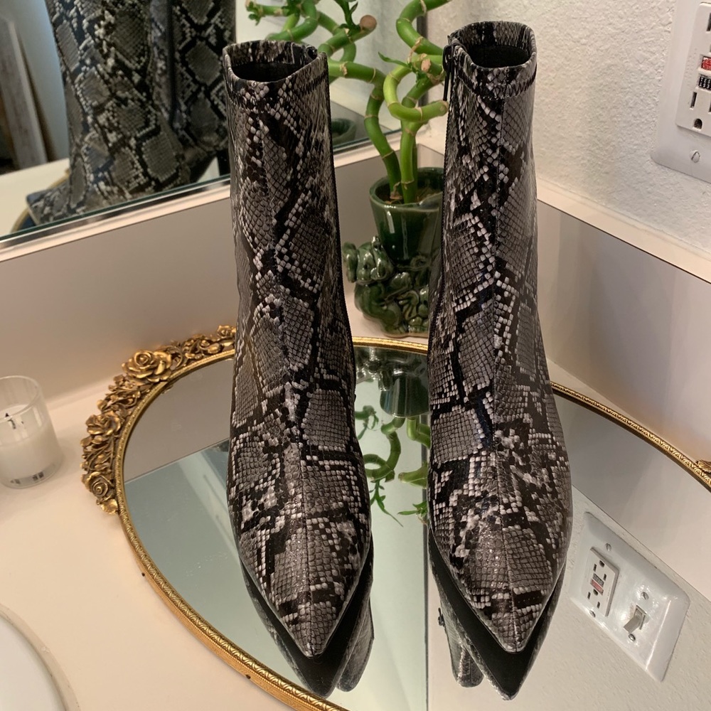 Jeffrey Campbell Siren Bootie